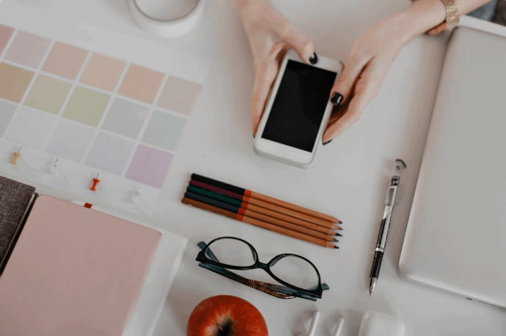 Votre Carnet d’Adresses Idéal : Comment Trouver les Bons Artisans et Fournisseurs Déco ?